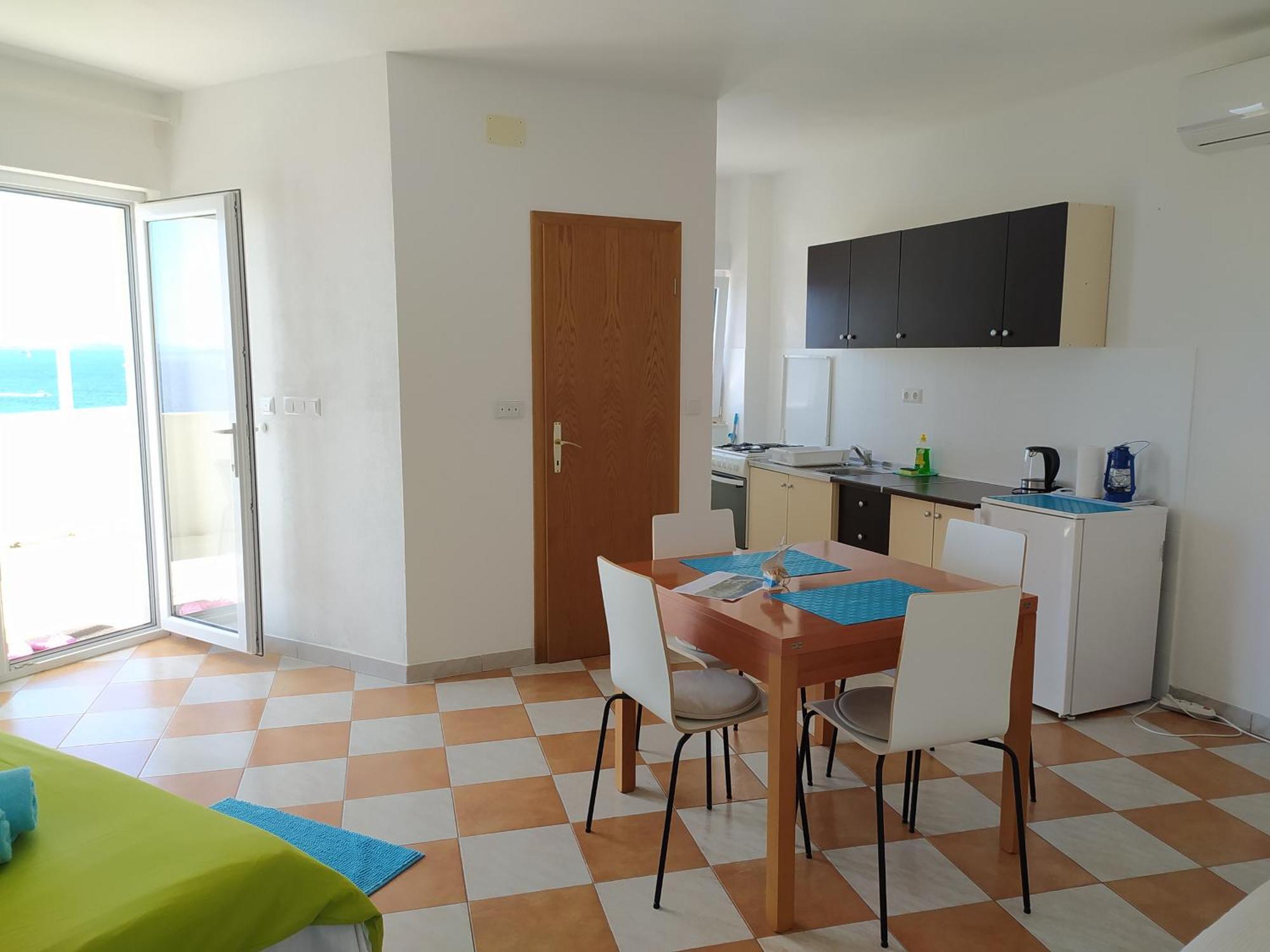 Apartmani Stine Округ-Доньи Экстерьер фото